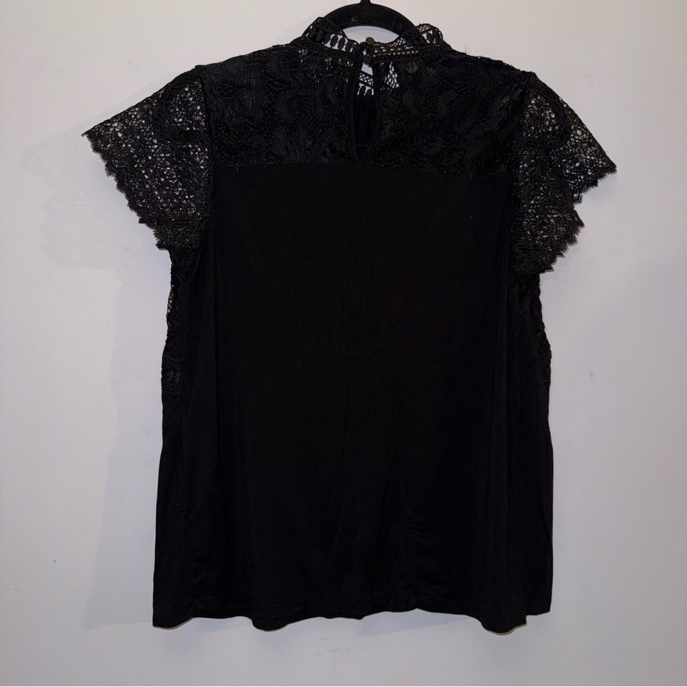 Cable & Gauge women’s size large short sleeve top black lace - Picture 2 of 3